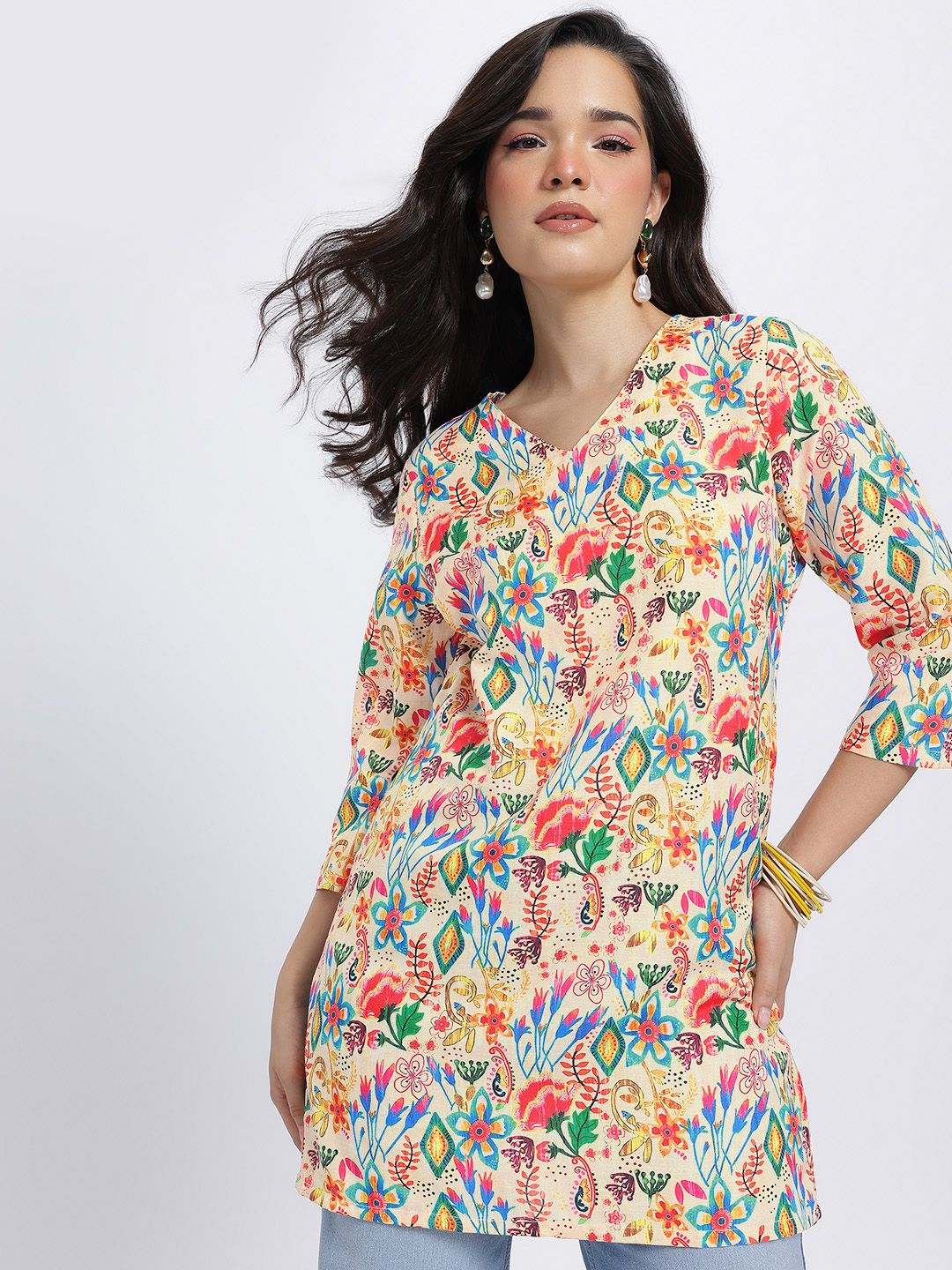 Anouk Rustic Printed V-Neck Straight Kurti-picture-23