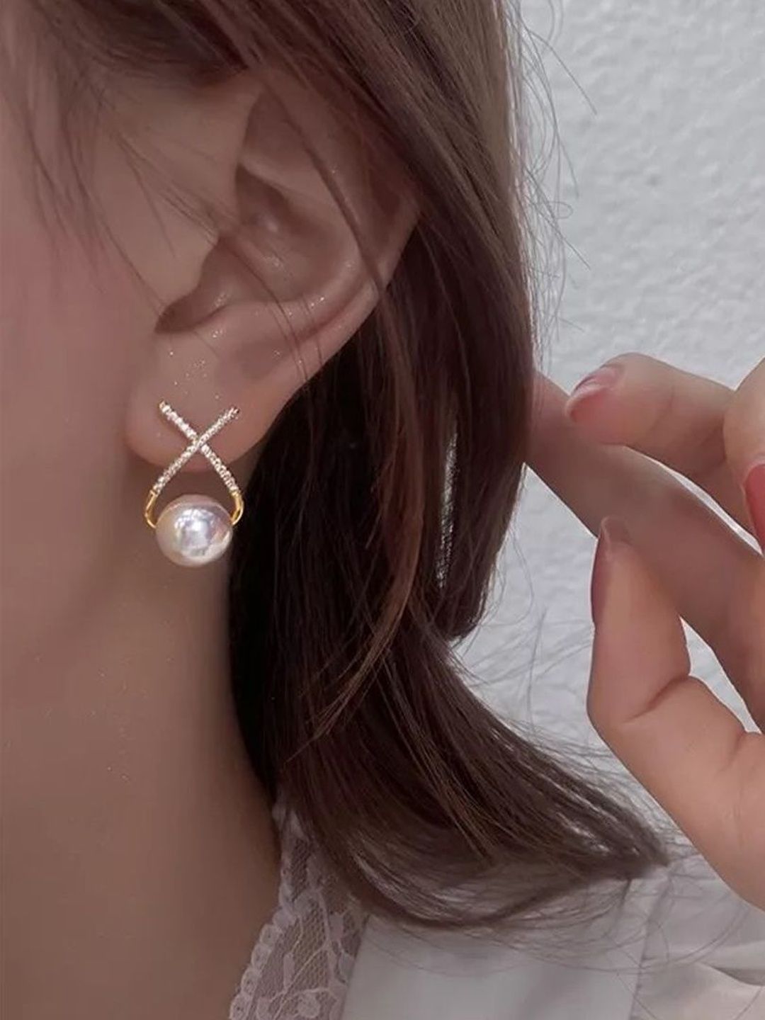 TheVineGirl Women Pearls Studded Gold Plated Stud Earrings-picture-12