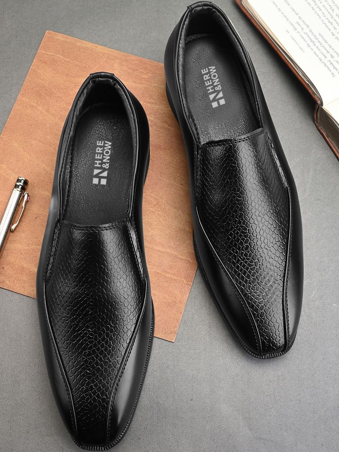 HERE&NOW Men Black Leather Textured Formal Shoes-image-47