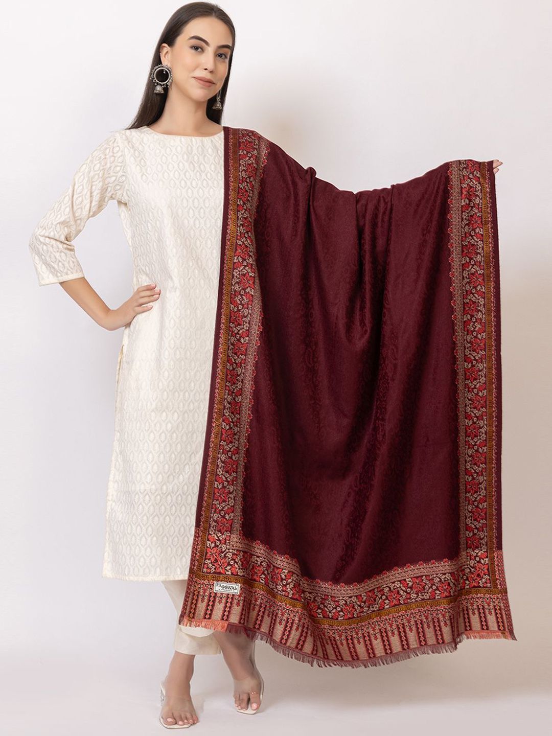 PYRO SPIRIT Floral Woven Design Shawl-image-4