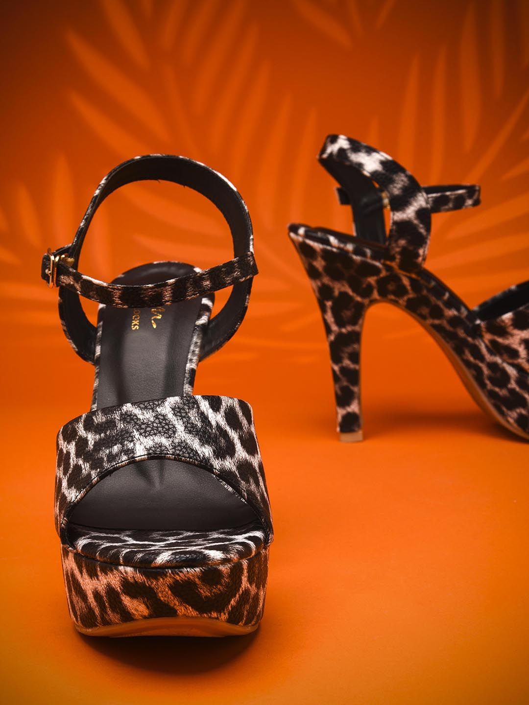 JM Looks Printed Kitten Sandals-picture-36