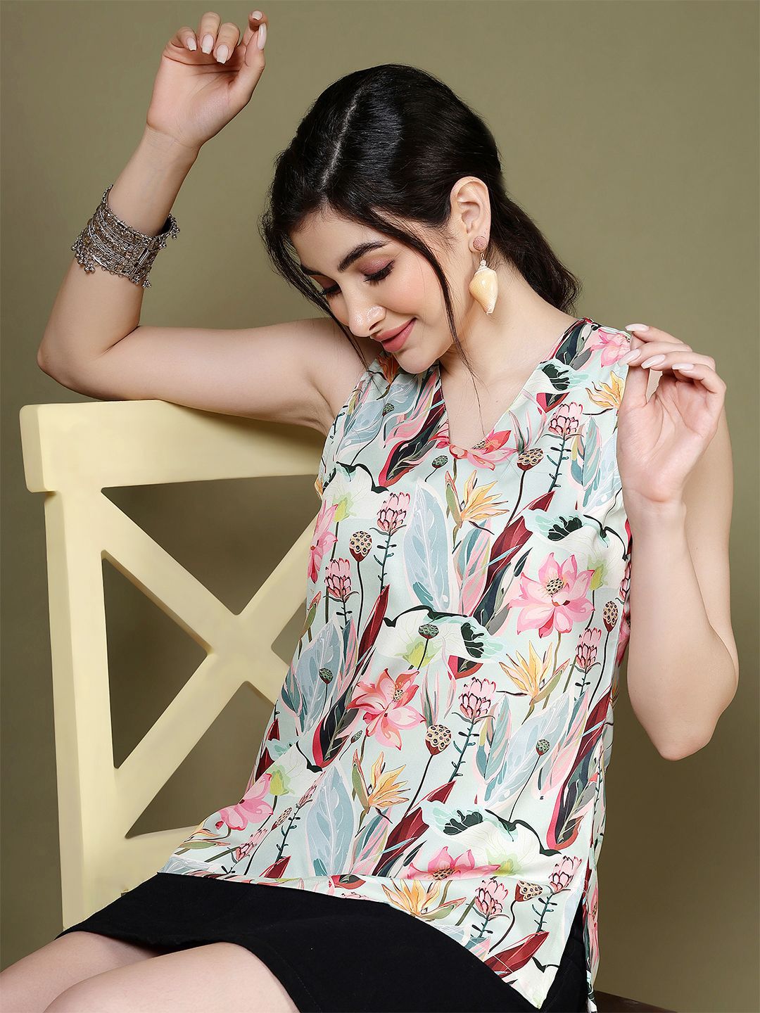 Anouk Rustic Floral Printed V-Neck Pure Crepe Kurti-picture-18