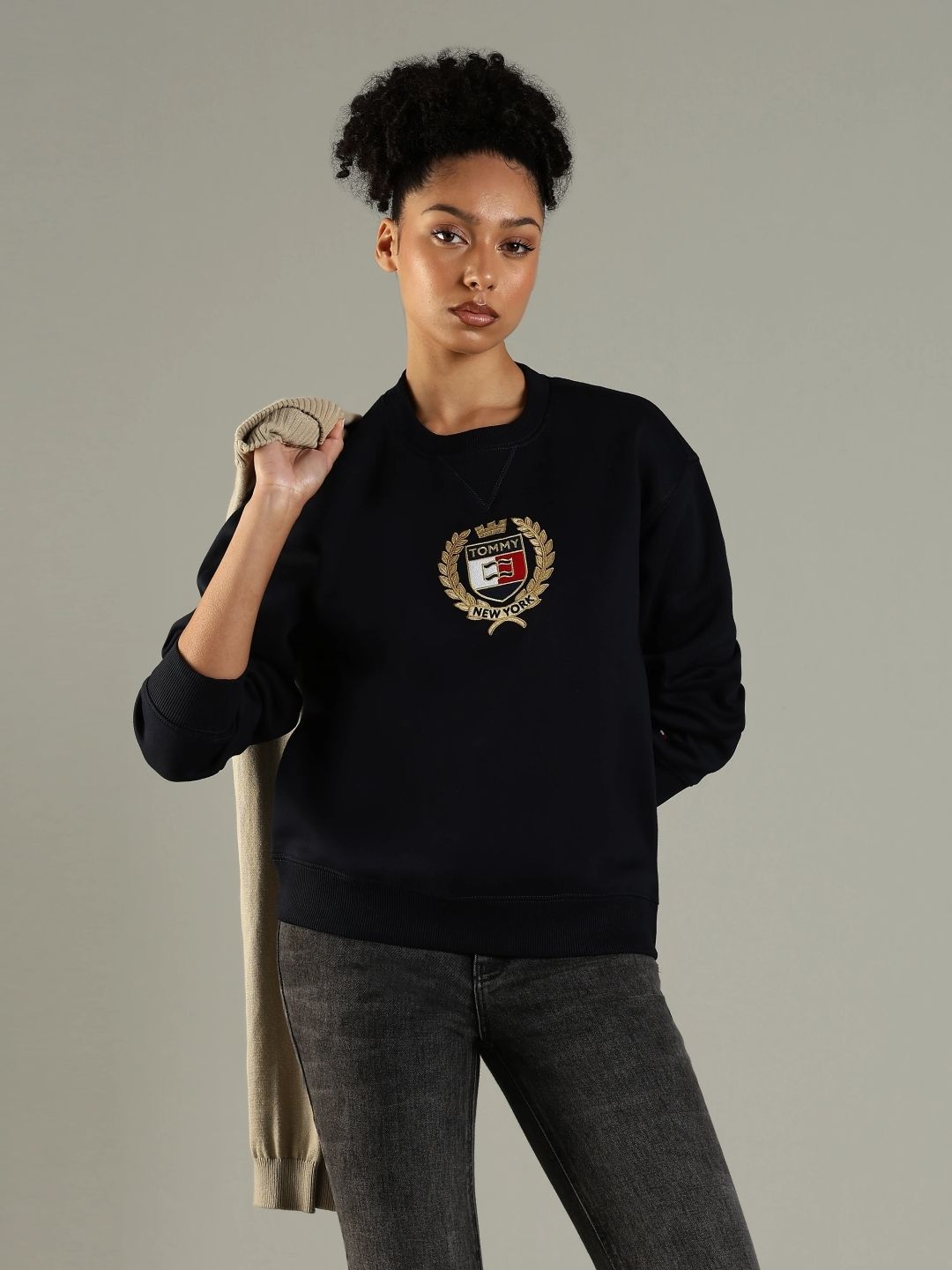 Tommy Hilfiger Women Brand Logo Printed Round Neck Sweatshirt-picture-44