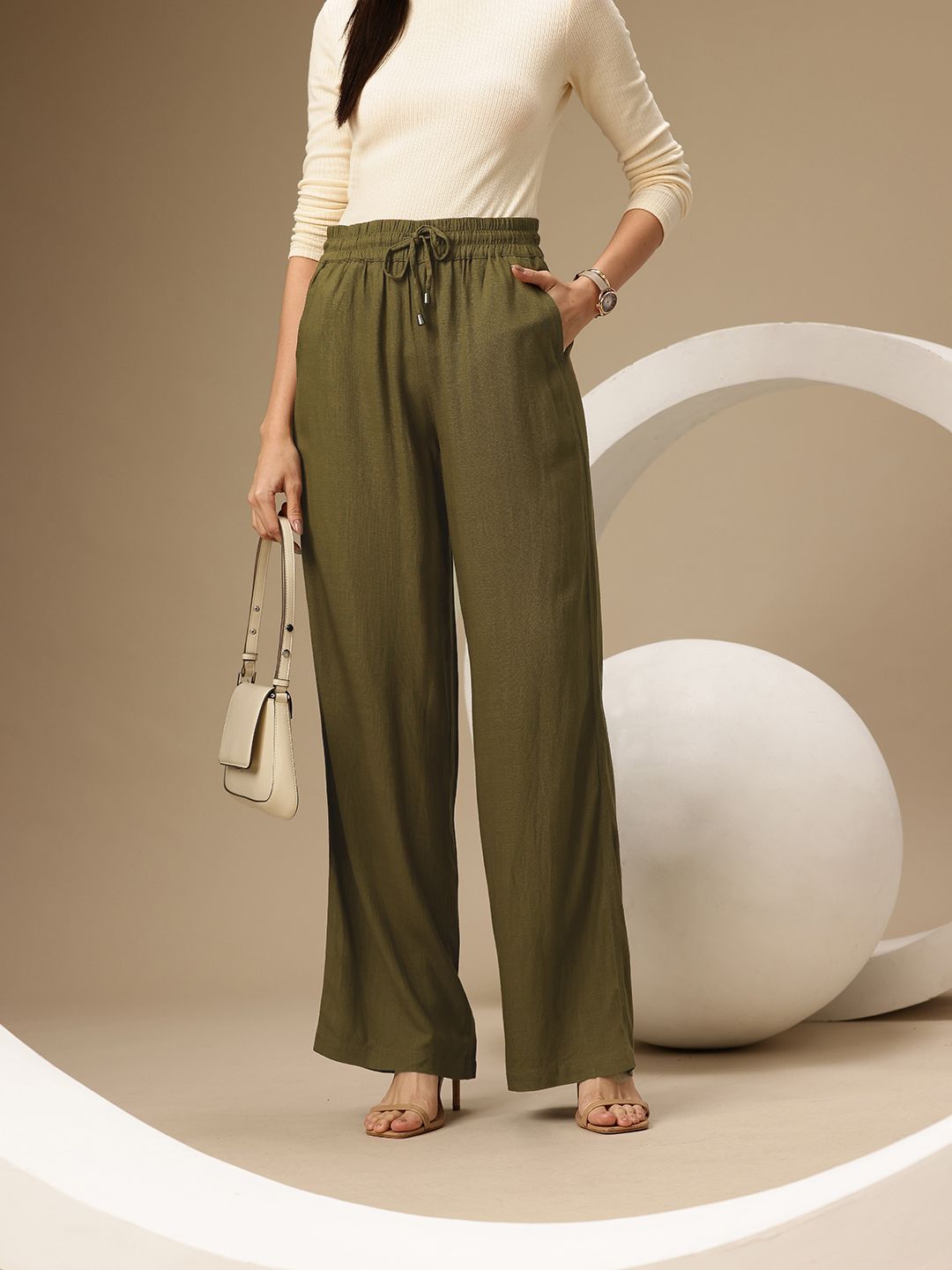 Chemistry Women Relaxed Loose Fit Pleated Trousers-picture-38