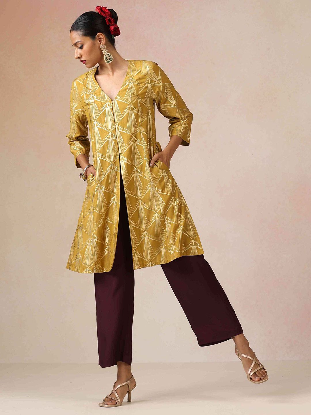 trueBrowns Foil Printed Muslin Silk Tunic With Trousers Co-Ords-picture-28