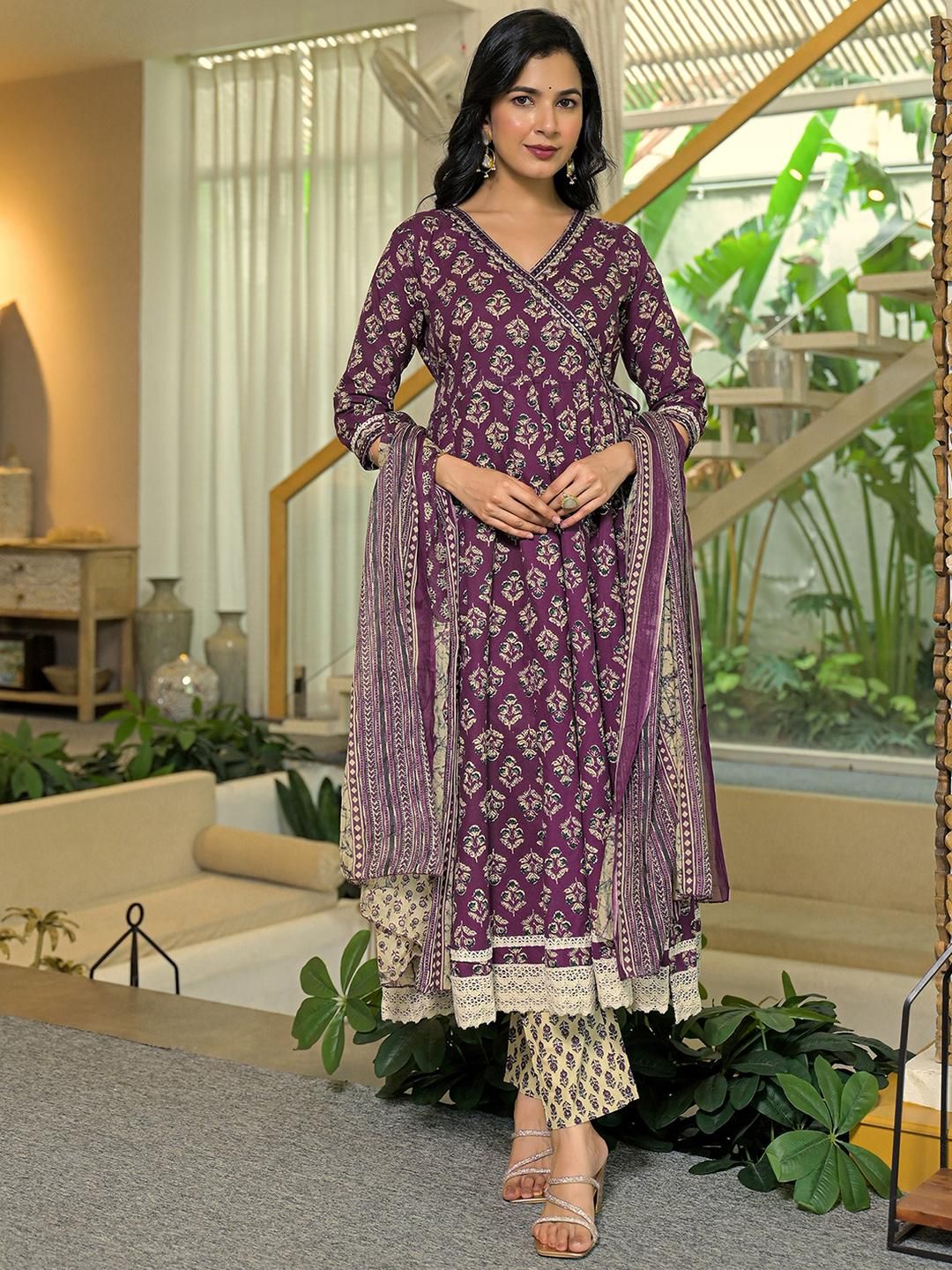 SANISA Women Purple Cotton Blend Printed Kurta & Trousers With Dupatta