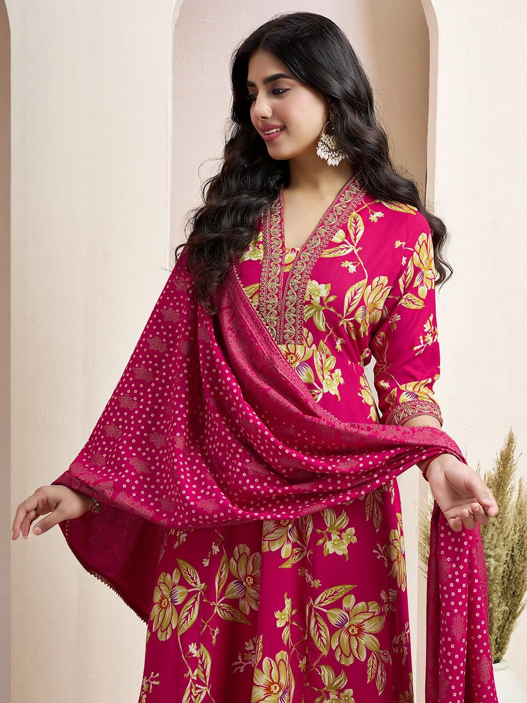 SANISA Women Pink Cotton Blend Printed Kurta & Trousers With Dupatta