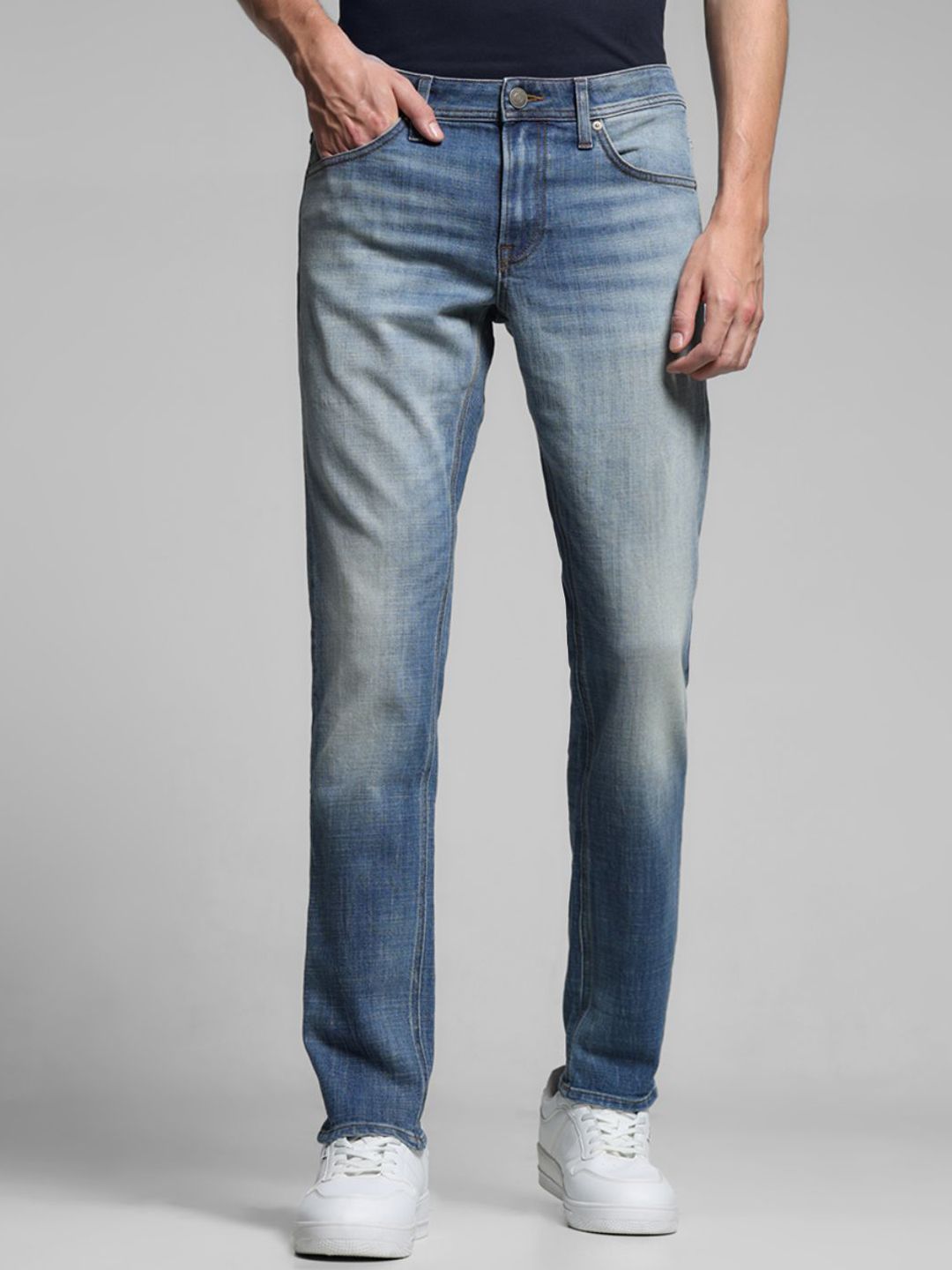 Jack & Jones Men Slim Fit Low-Rise Heavy Fade Stretchable Jeans-picture-14