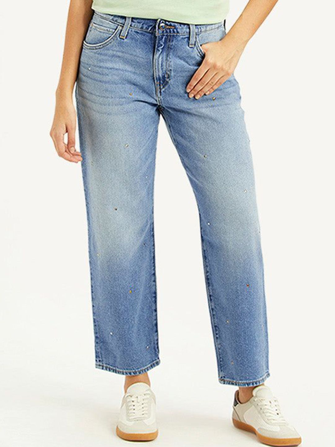 Levis Women Classic Mid-Rise Light Fade Jeans-picture-20