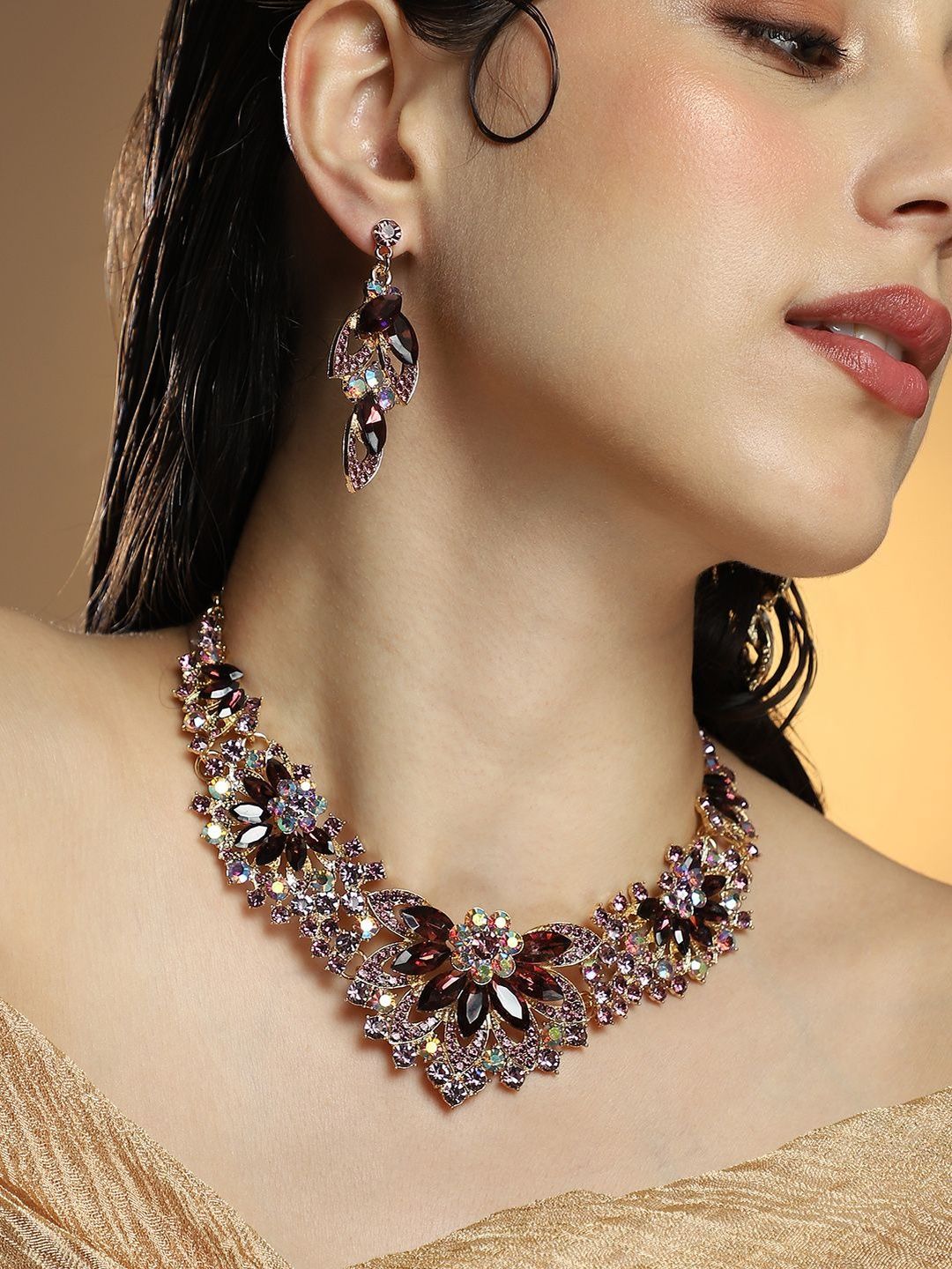 SOHI Gold Plated Artificial Stones Studded Jewellery Set-picture-33