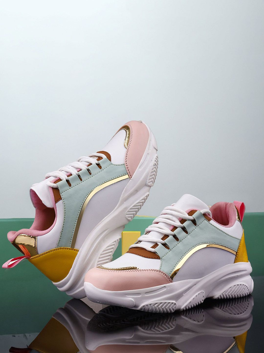 Deals4you Women Colourblocked Sneakers-picture-48