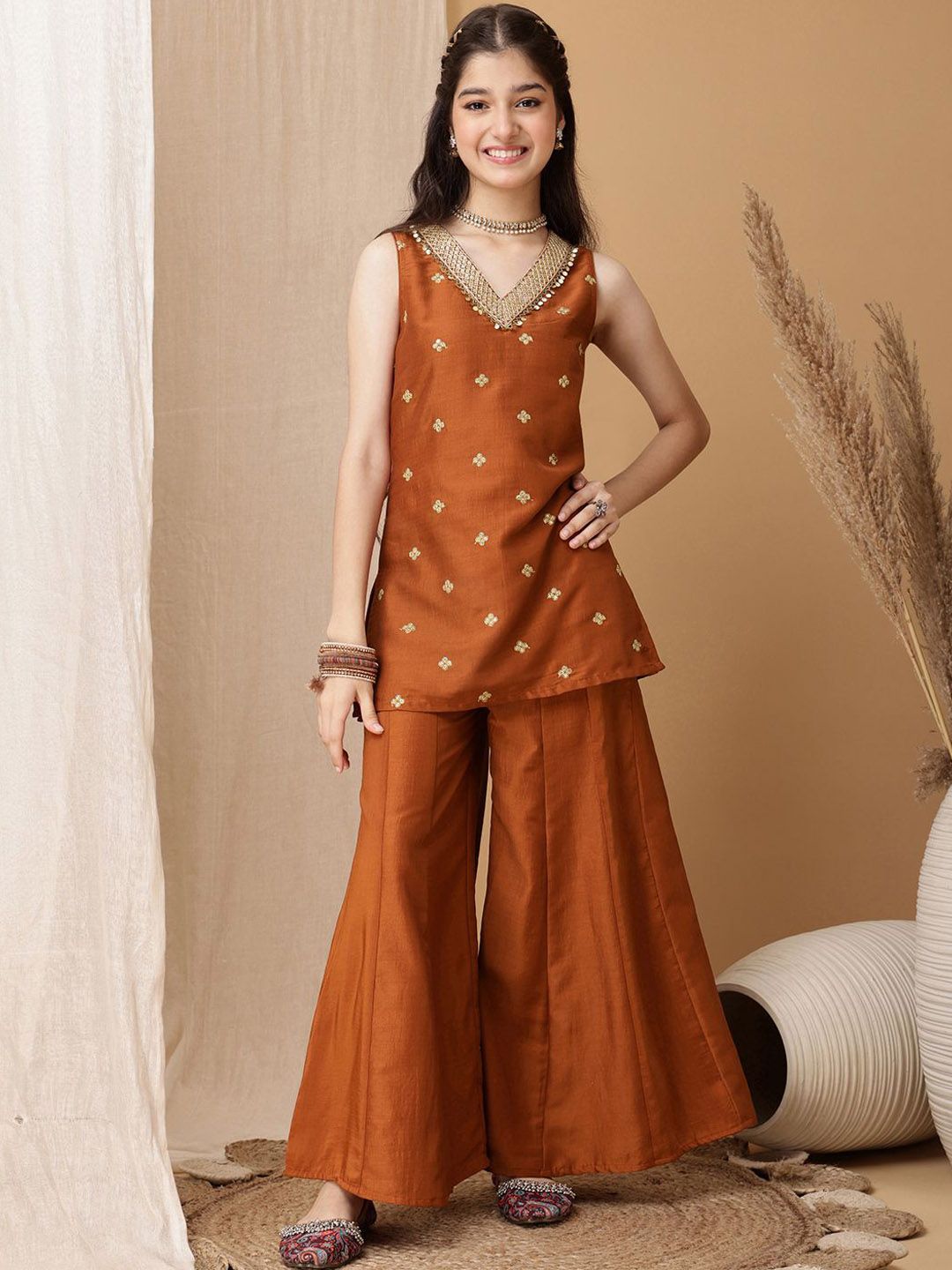 Inddus Girls Ethnic Motifs Embroidered Regular Sequinned Kurti with Palazzos