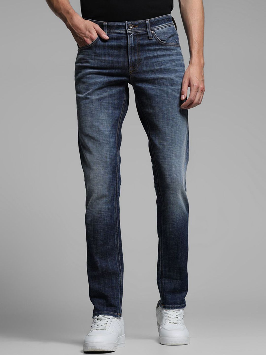 Jack & Jones Men Slim Fit Low-Rise Light Fade Stretchable Jeans-picture-31