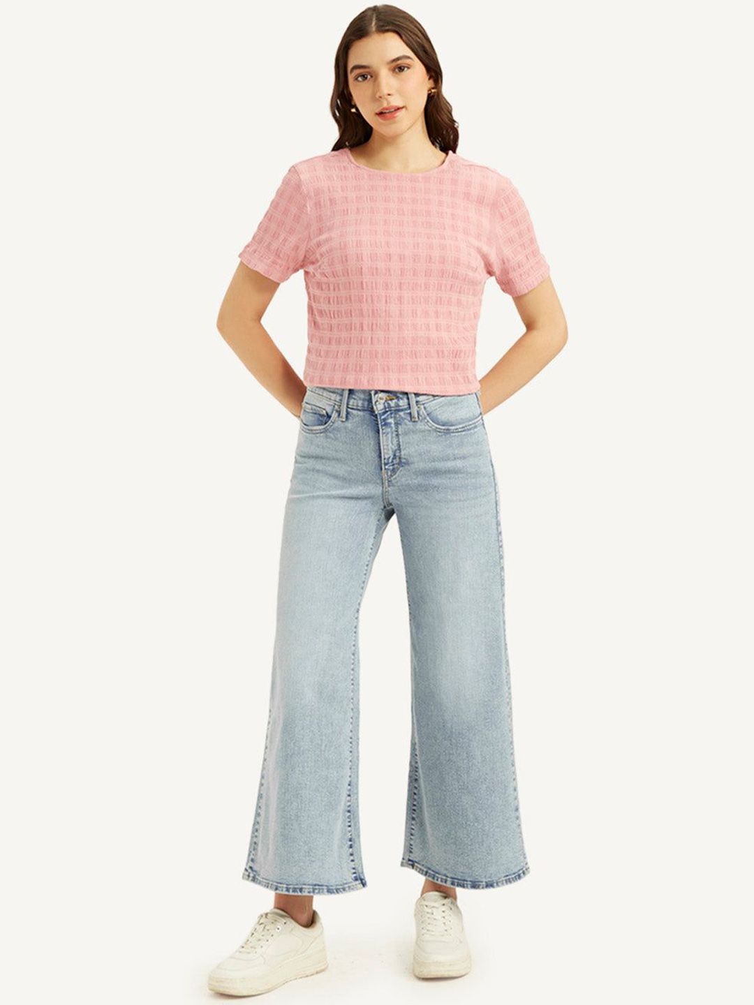 Levis Women Classic Flared Mid-Rise Light Fade Stretchable Jeans-picture-46