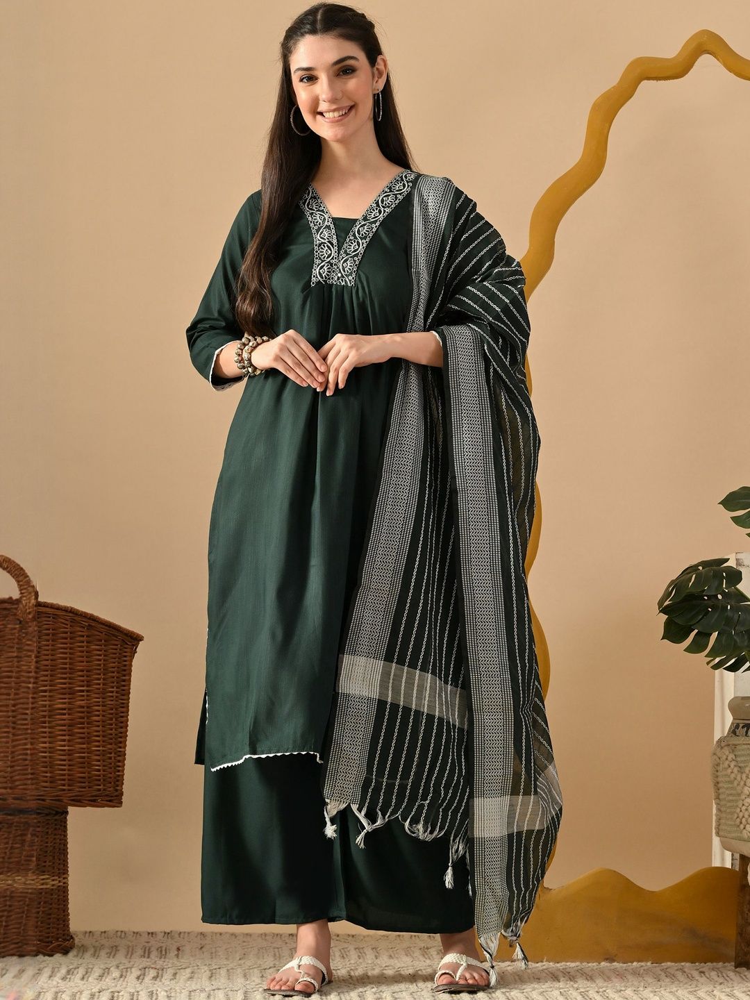 DIZON Women Ethnic Motifs Embroidered Regular Thread Work Kurta with Palazzos & With Dupatta-picture-38
