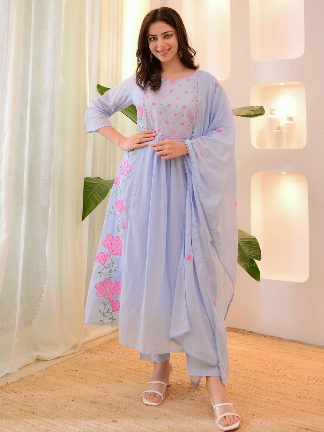 CaniBani Women Purple Embroidered Silk Blend Kurta & Trousers With Dupatta