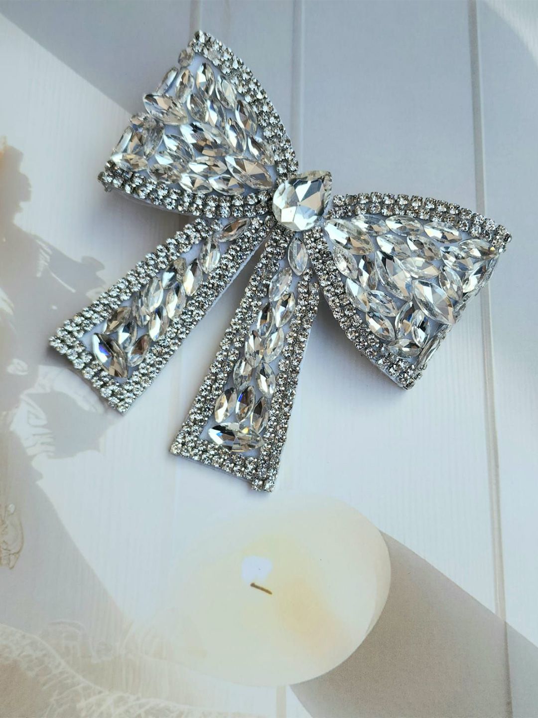 DIVASTRI Women Embellished Alligator Hair Clip-picture-26