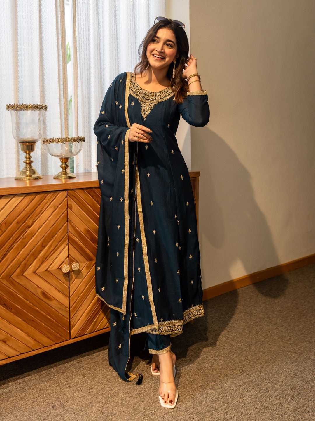 VredeVogel Women Ethnic Motifs Embroidered Anarkali Kurta with Trousers & Dupatta
