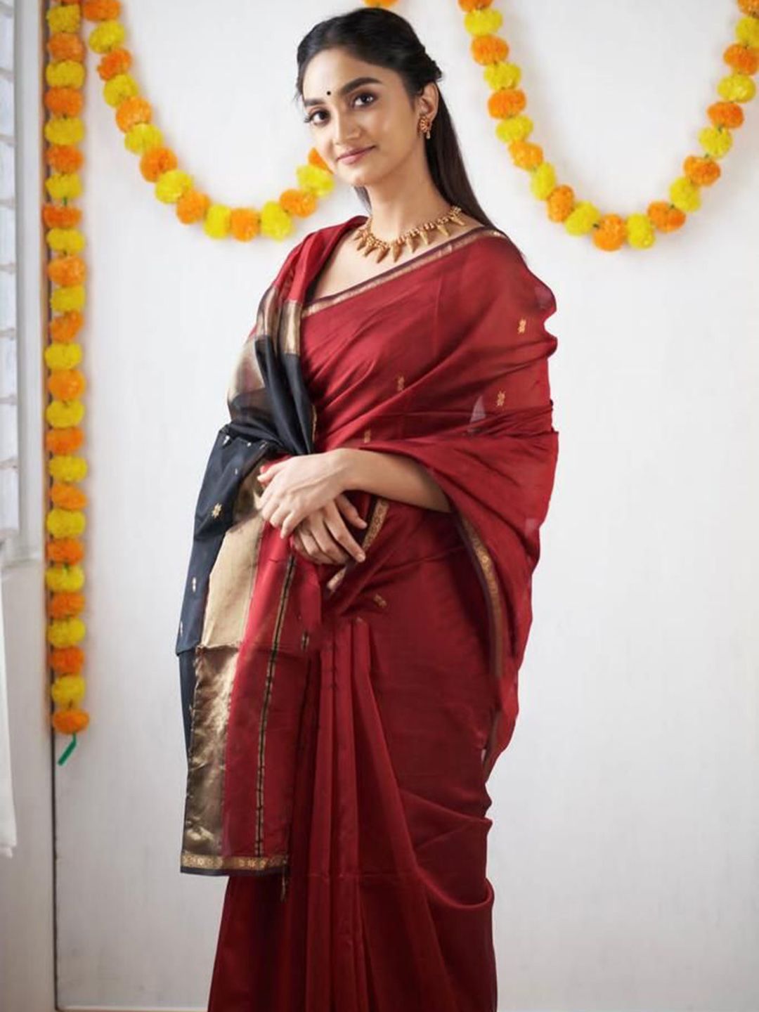 SWEETPEL Ethnic Motifs Woven Design Zari Banarasi Saree-picture-33