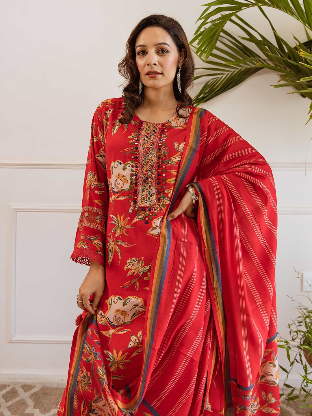 Sangria Women Floral Printed Kurta with palazzo & Dupatta
