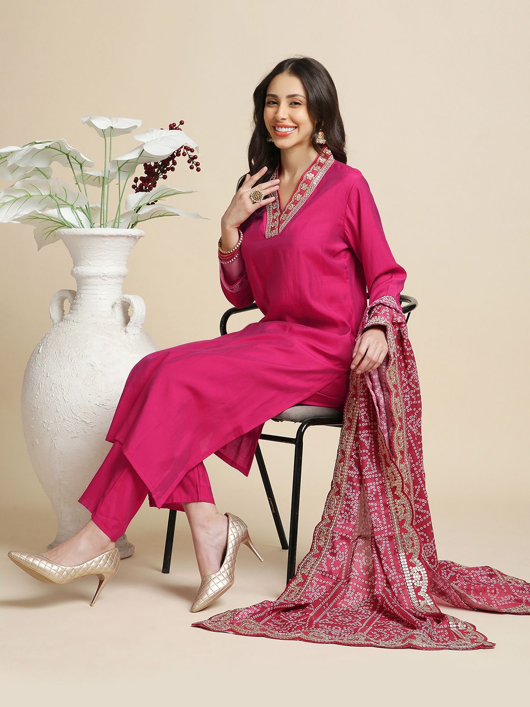 JAINICA Women Ethnic Motifs Yoke Design Kurta with Trousers & Dupatta