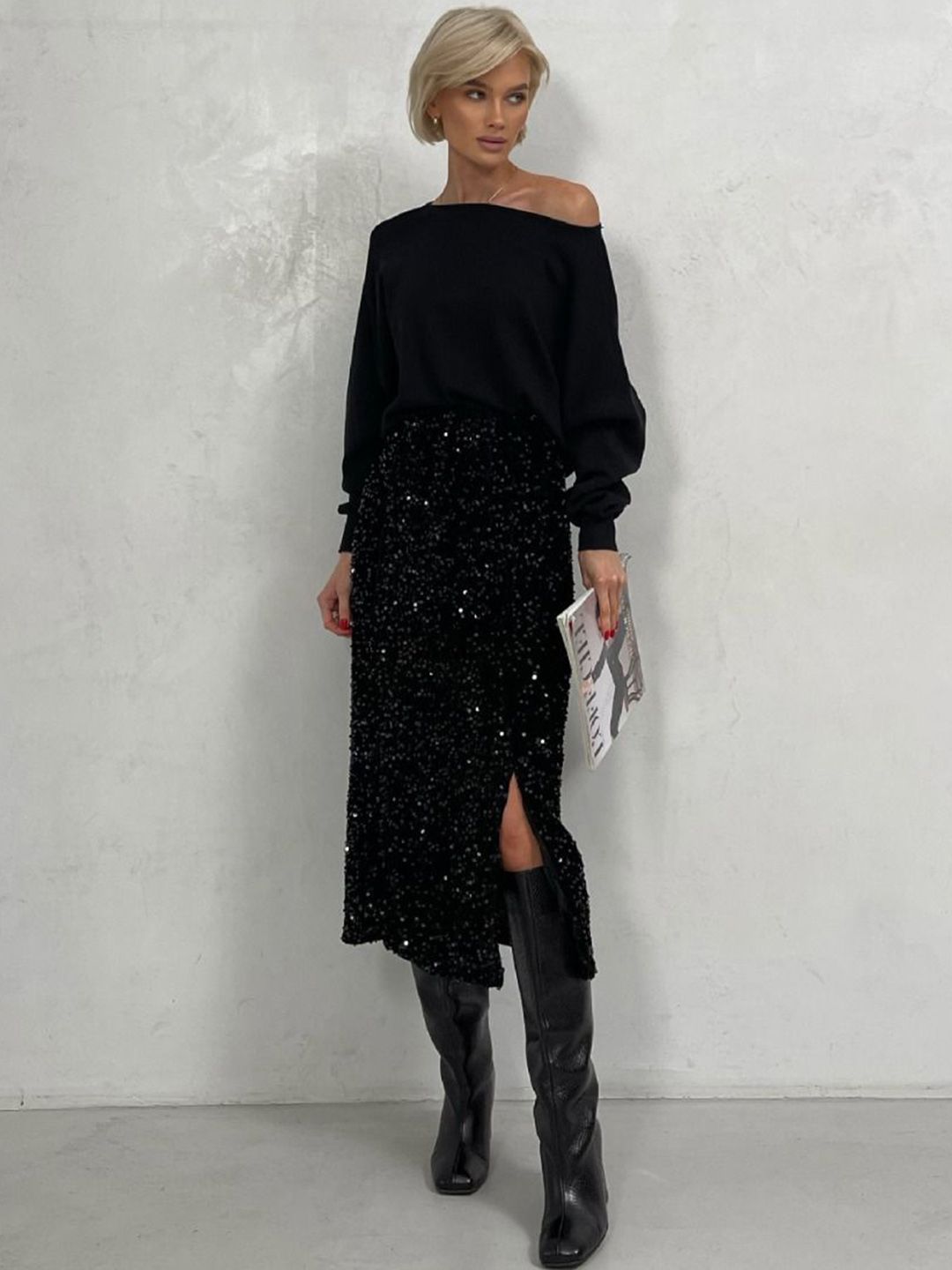StyleCast Women Sequinned Embellished Midi Skirt view 2