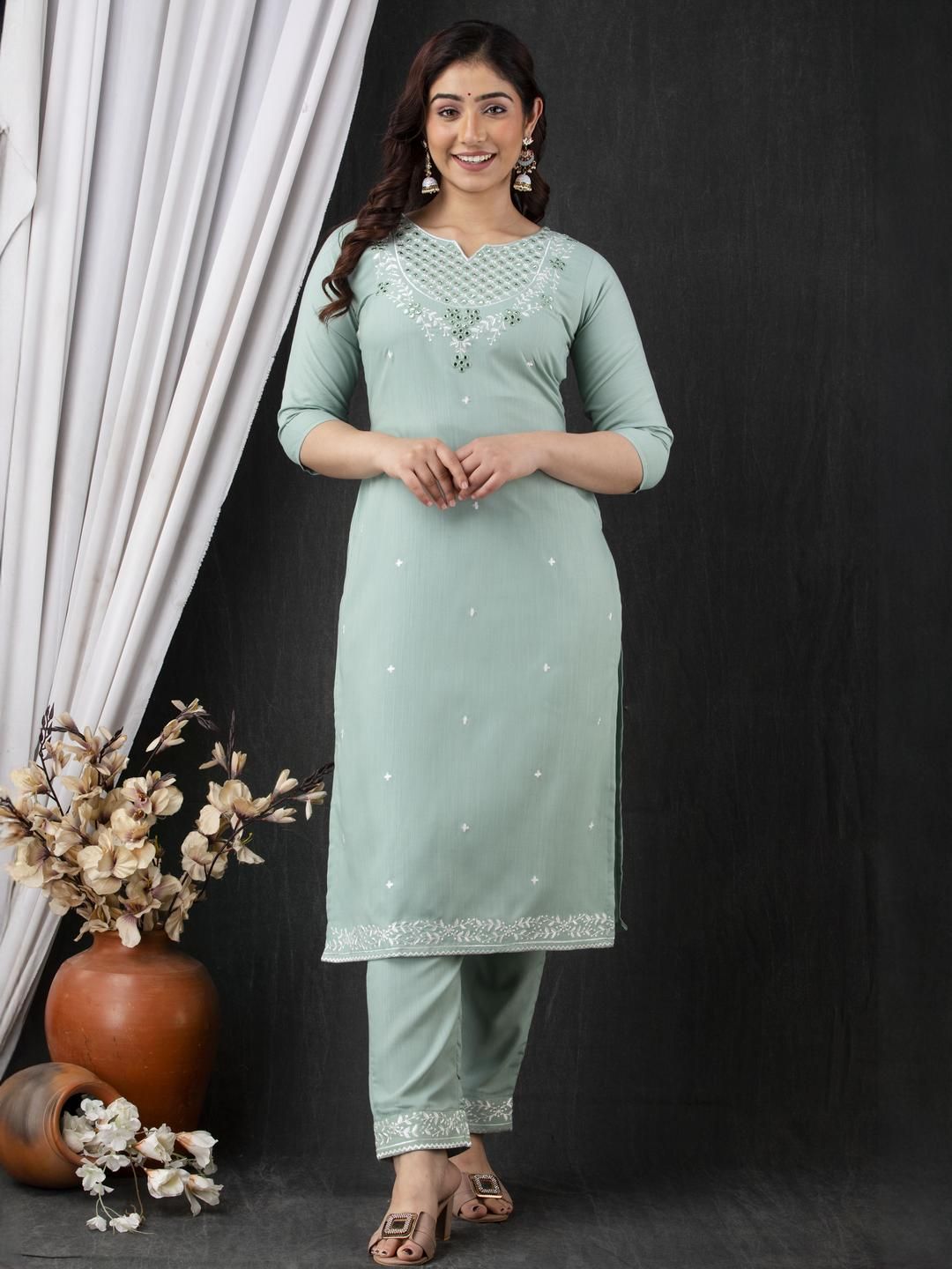 KRISKA Women Embroidered Viscose Rayon Kurta Set