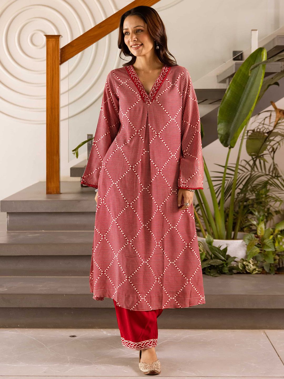 Sangria Geometric Printed V-Neck Pleated A-Line Kurta With Palazzo