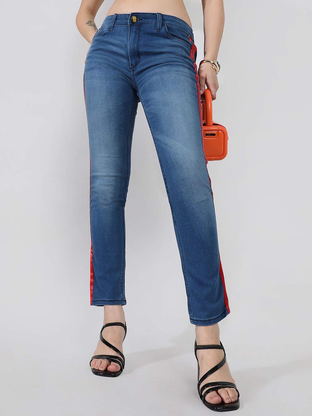Campus Sutra Women Comfort Relaxed Fit Mid-Rise Denim Jeans-image-47