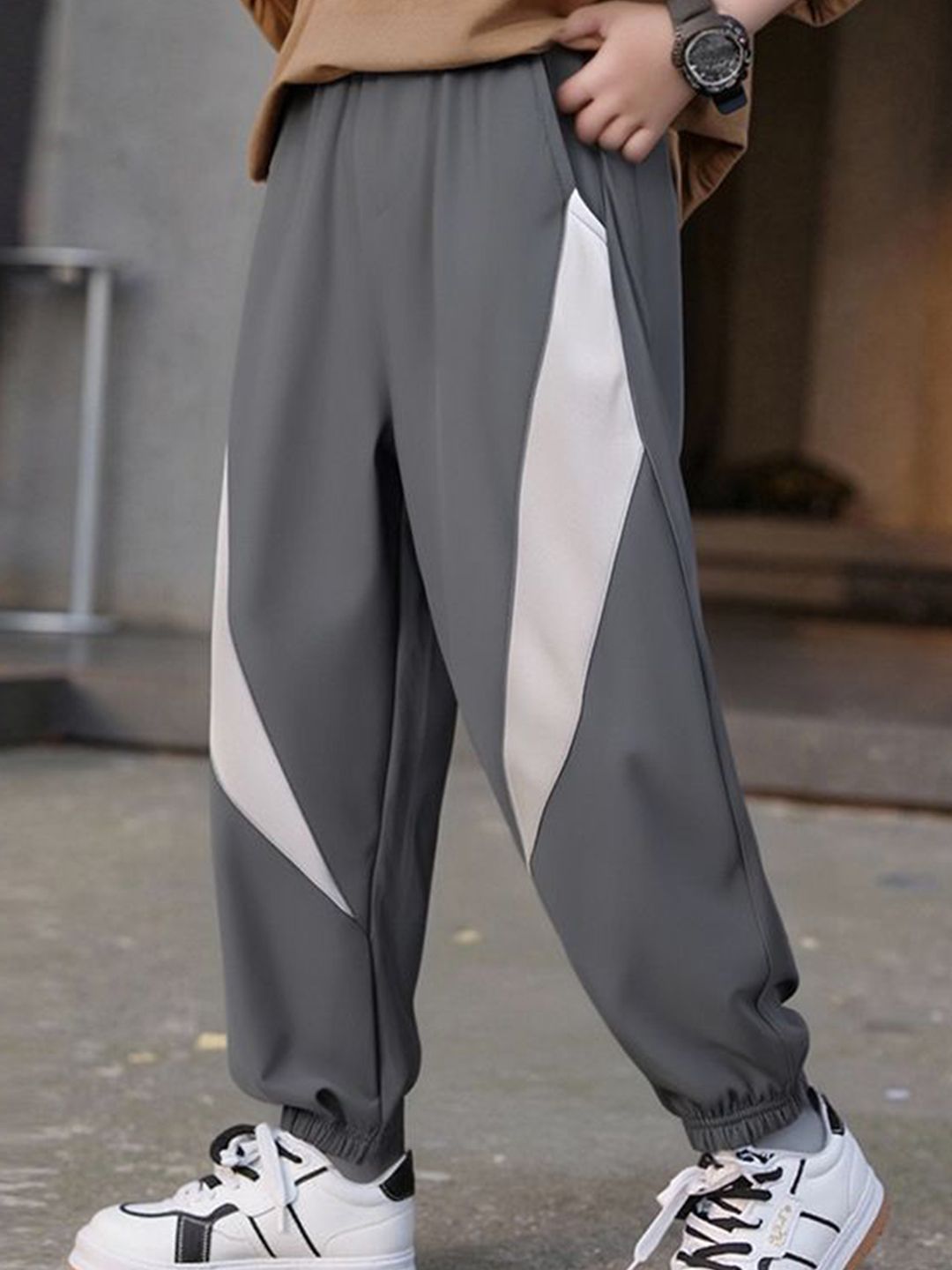 StyleCast x Revolte Boys Mid-Rise Regular Fit Easy Wash Trouser-picture-29