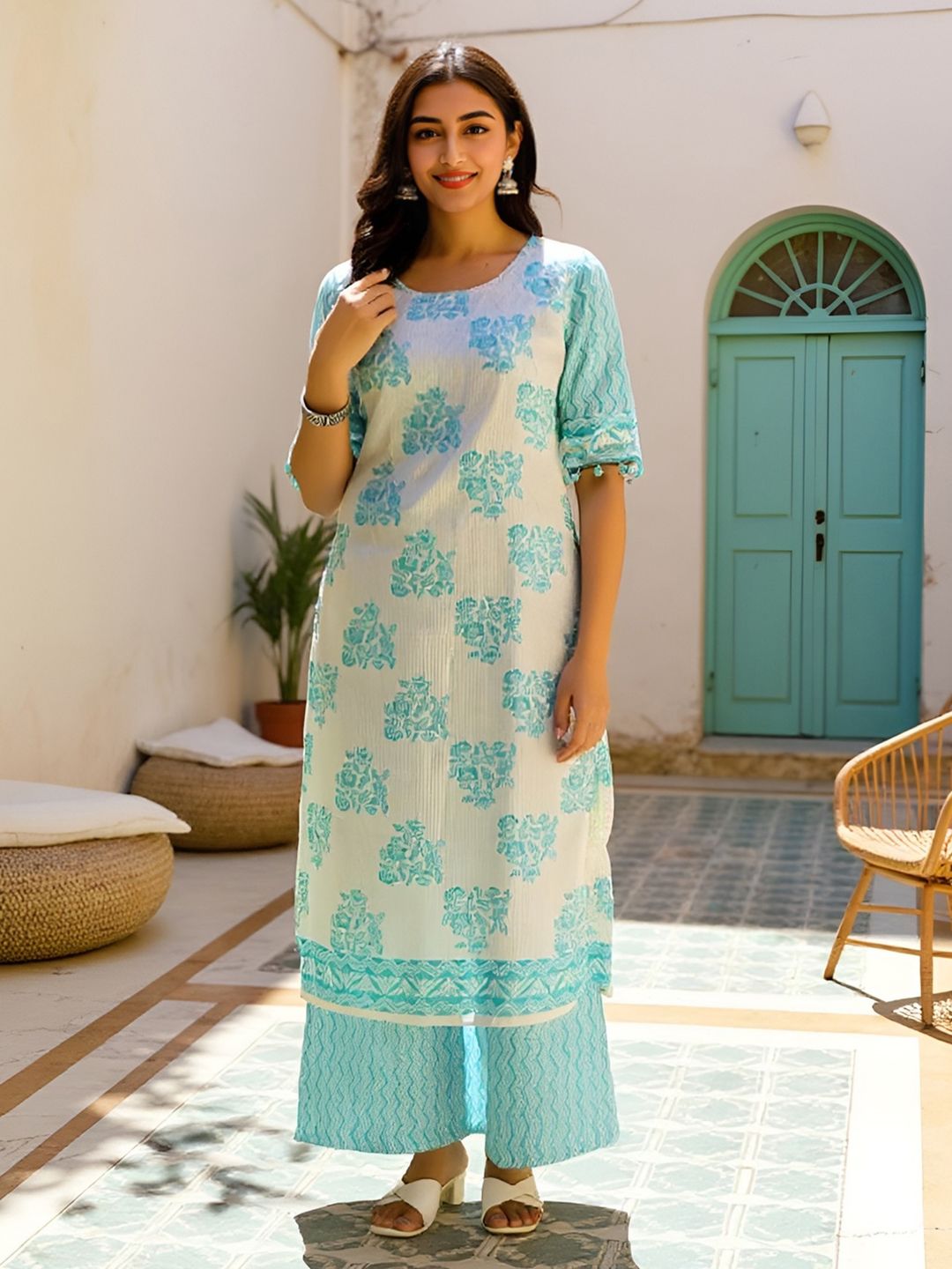 SZN Women Floral Printed Kurta with Palazzos