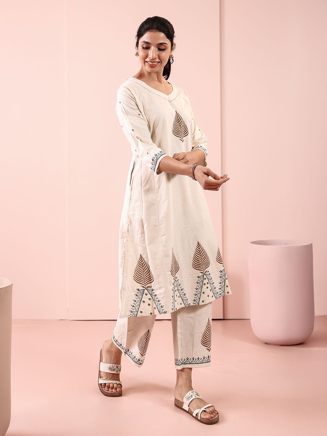 Anouk Rustic Floral Printed V-Neck Pure Cotton A-Line Kurta With Palazzos