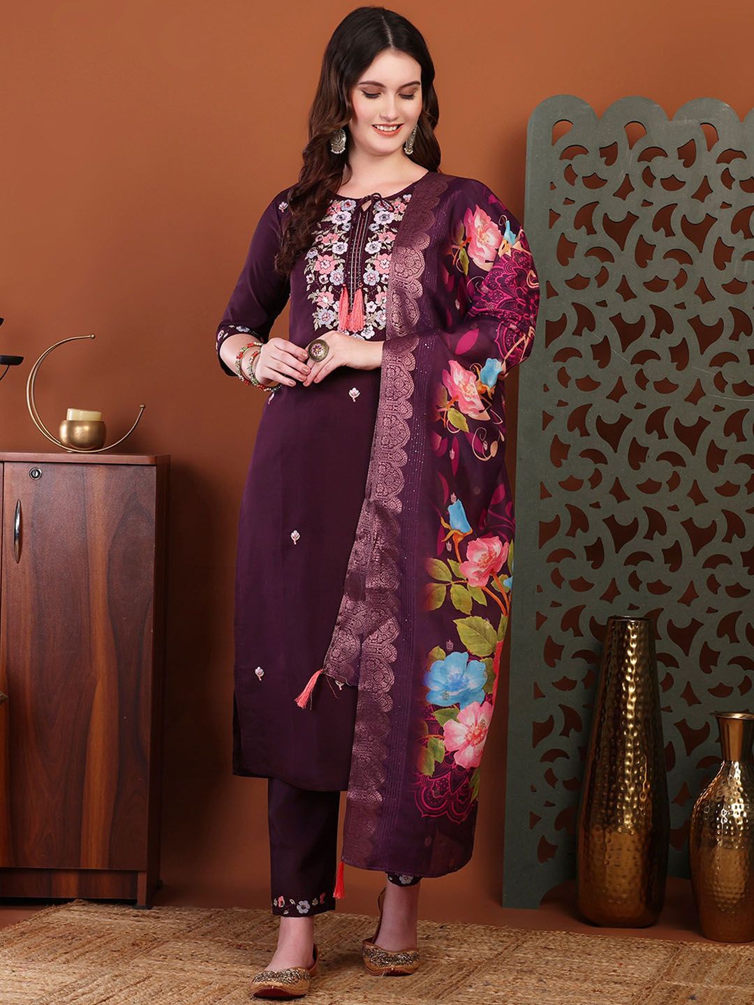 Milastru Women Floral Embroidered Kurta with Trousers & Dupatta