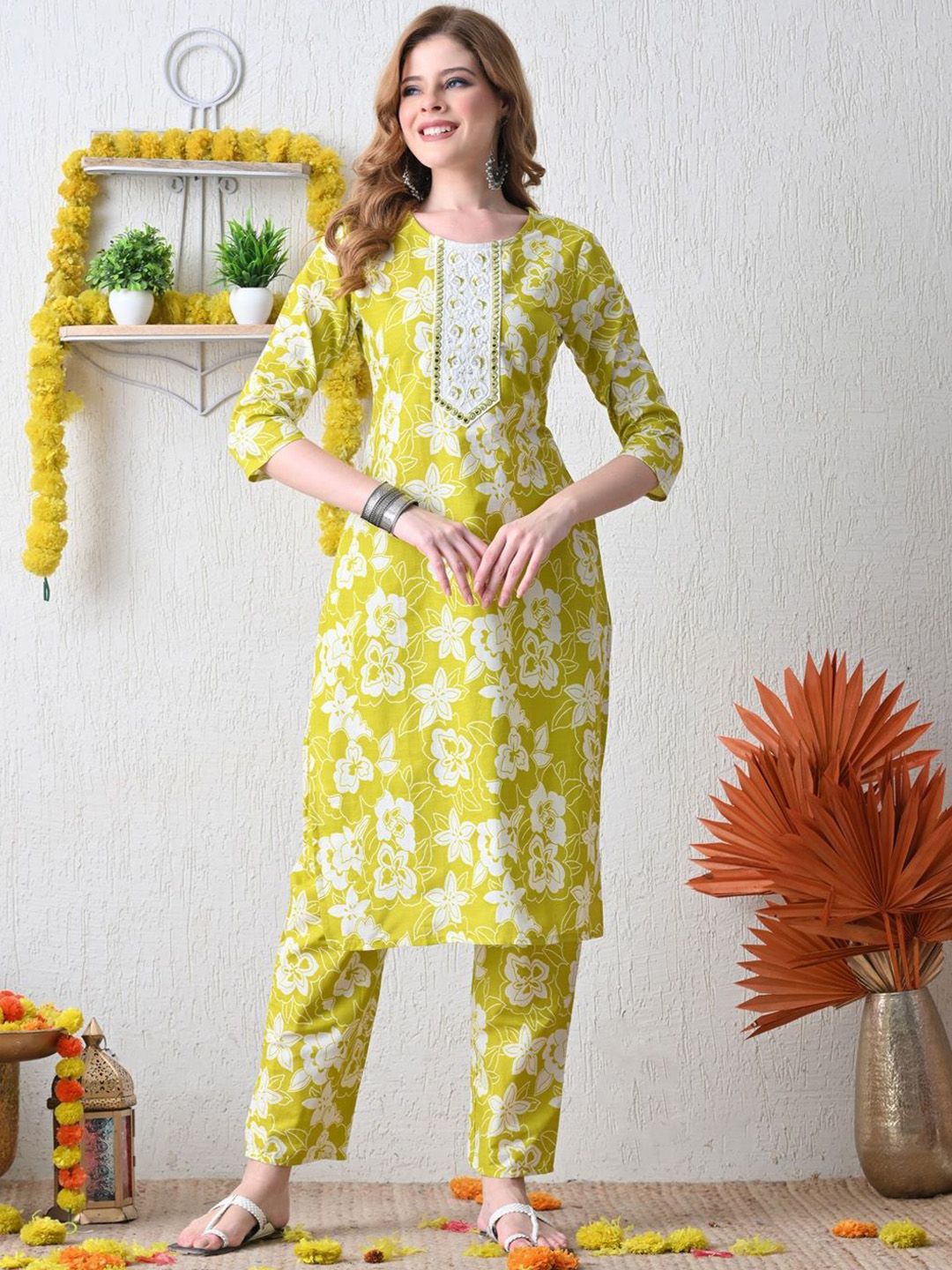 physil Women Floral Embroidered Cotton Kurta with Trousers-picture-29