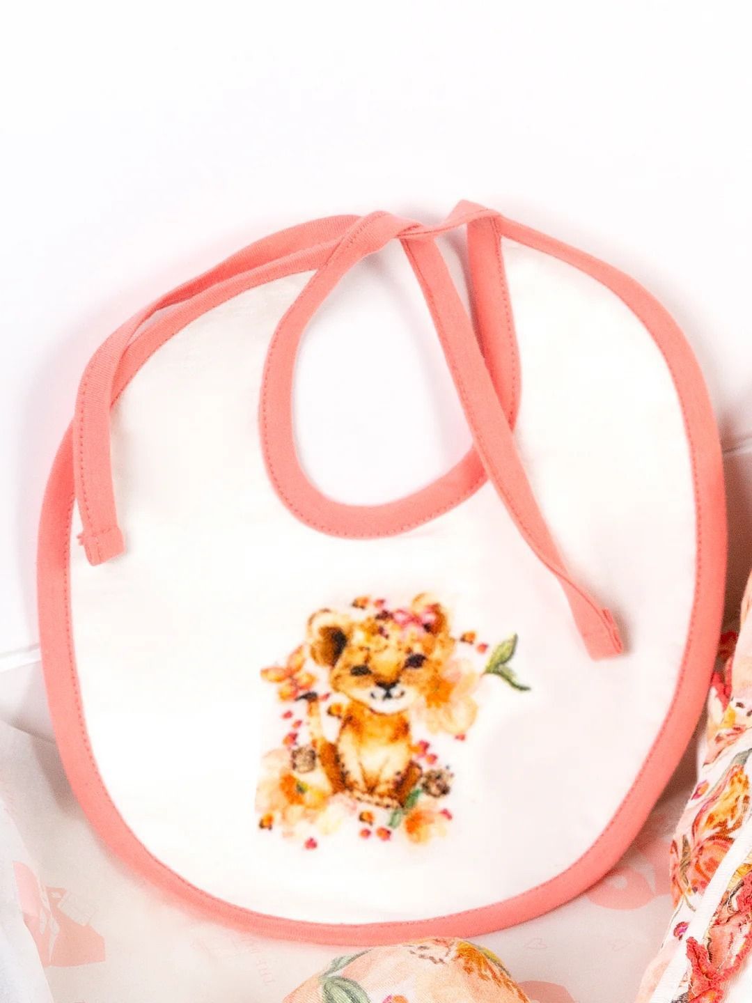 THE BABY TRUNK Infants Printed Cotton Bib-picture-20