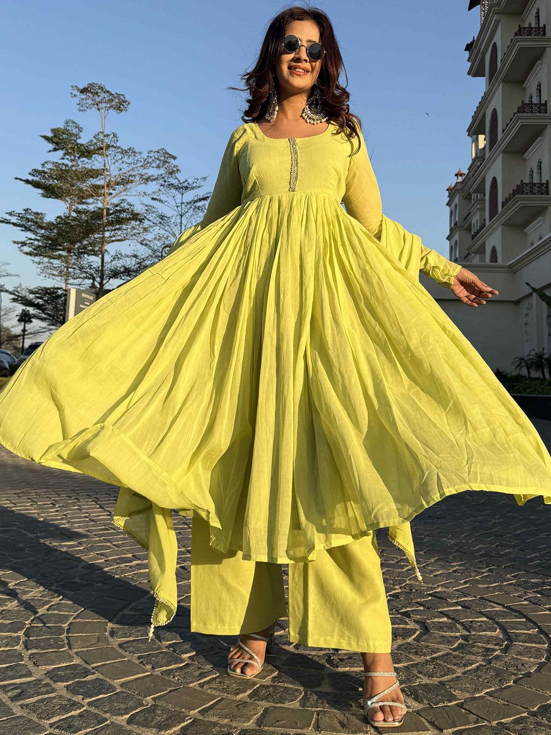 HERE&NOW Women Solid A-Line Kurta with Trousers & Dupatta