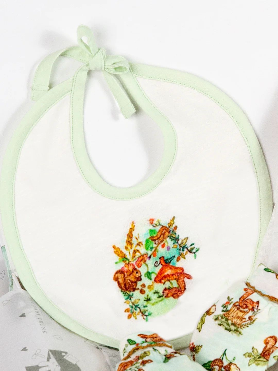 THE BABY TRUNK Infants Printed Cotton Bib-picture-19