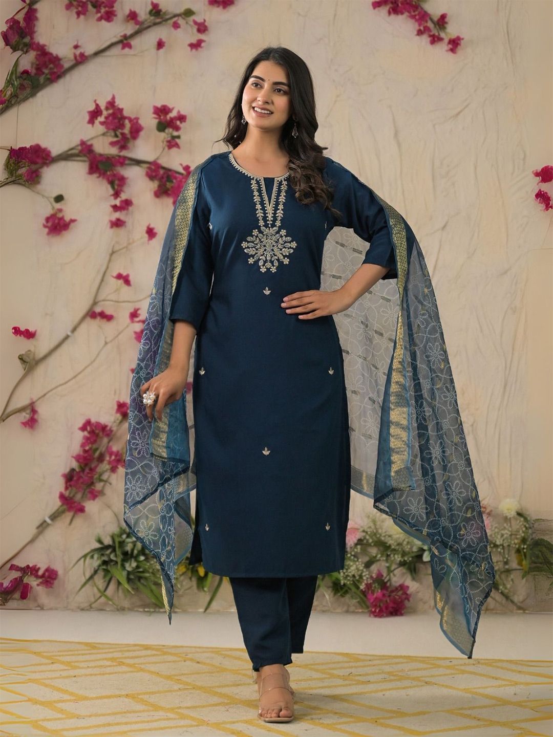 ODETTE Women Ethnic Motifs Embroidered Kurta with Trousers & Dupatta