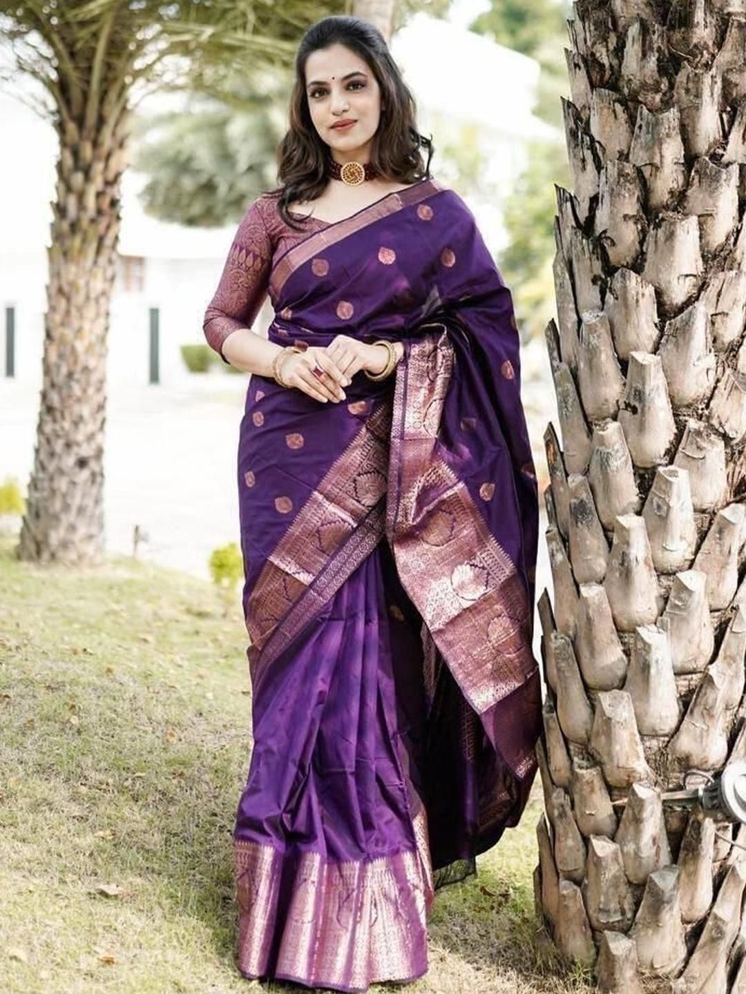Zenophily Floral Woven Design Kanjivaram Saree-picture-14
