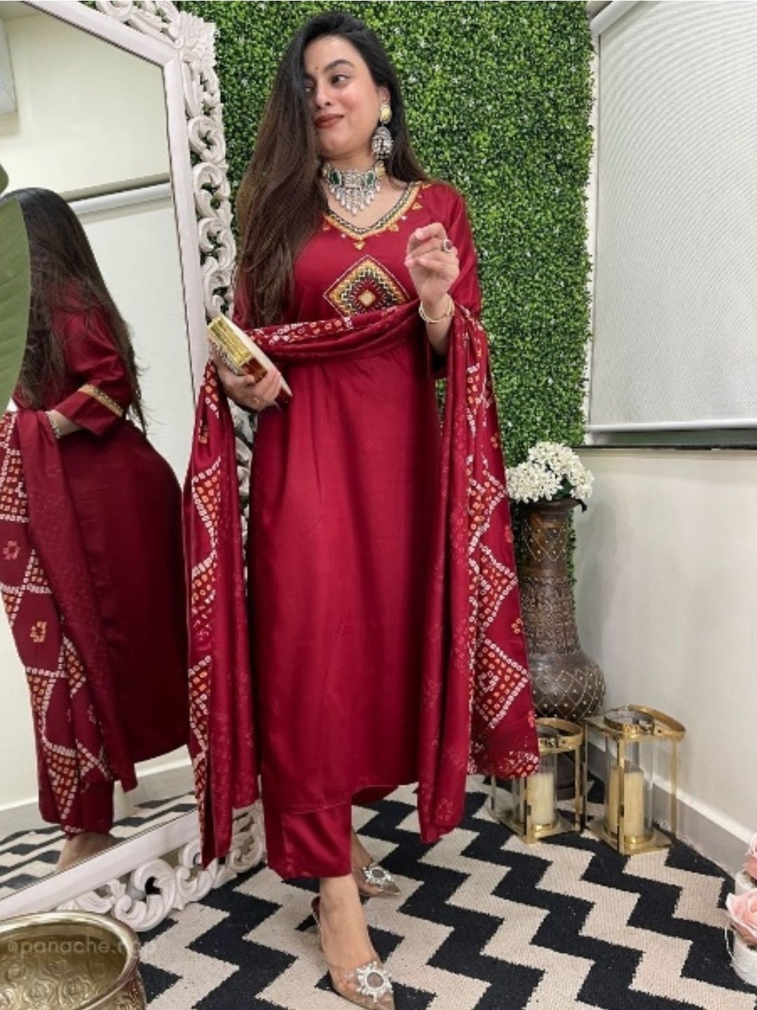 Navlik Women Ethnic Motifs Embroidered Regular Chanderi Silk Kurta with Trousers & Dupatta