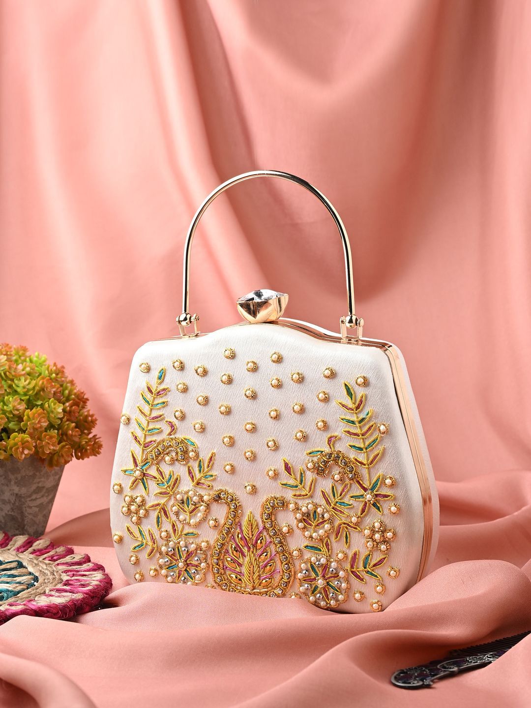 Toobacraft Printed Box Clutch-picture-38