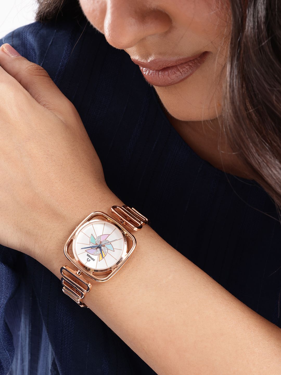 Anouk Women Brass Patterned Dial & Bracelet Style Straps Analogue Watch-image-35