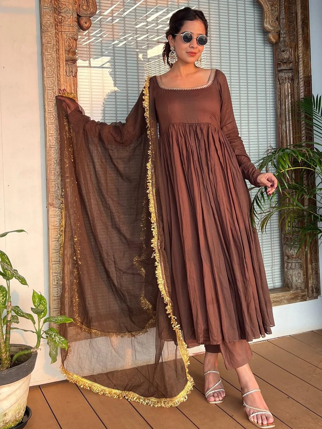 CaniBani Women Brown Georgette Kurta & Trousers With Dupatta