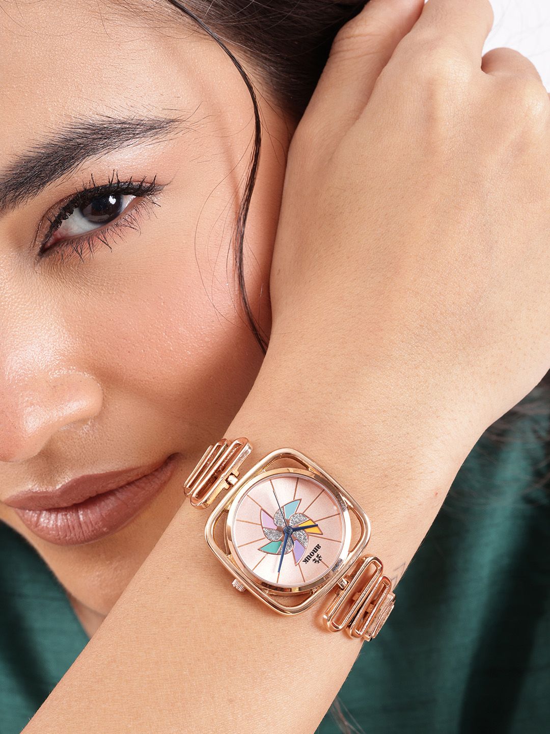 Anouk Women Brass Patterned Dial & Bracelet Style Straps Analogue Watch-picture-33