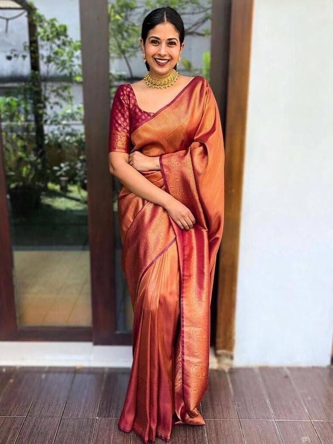 Zenophily Gold Women Woven Kanjivaram Pure Silk Art Silk Saree-picture-23