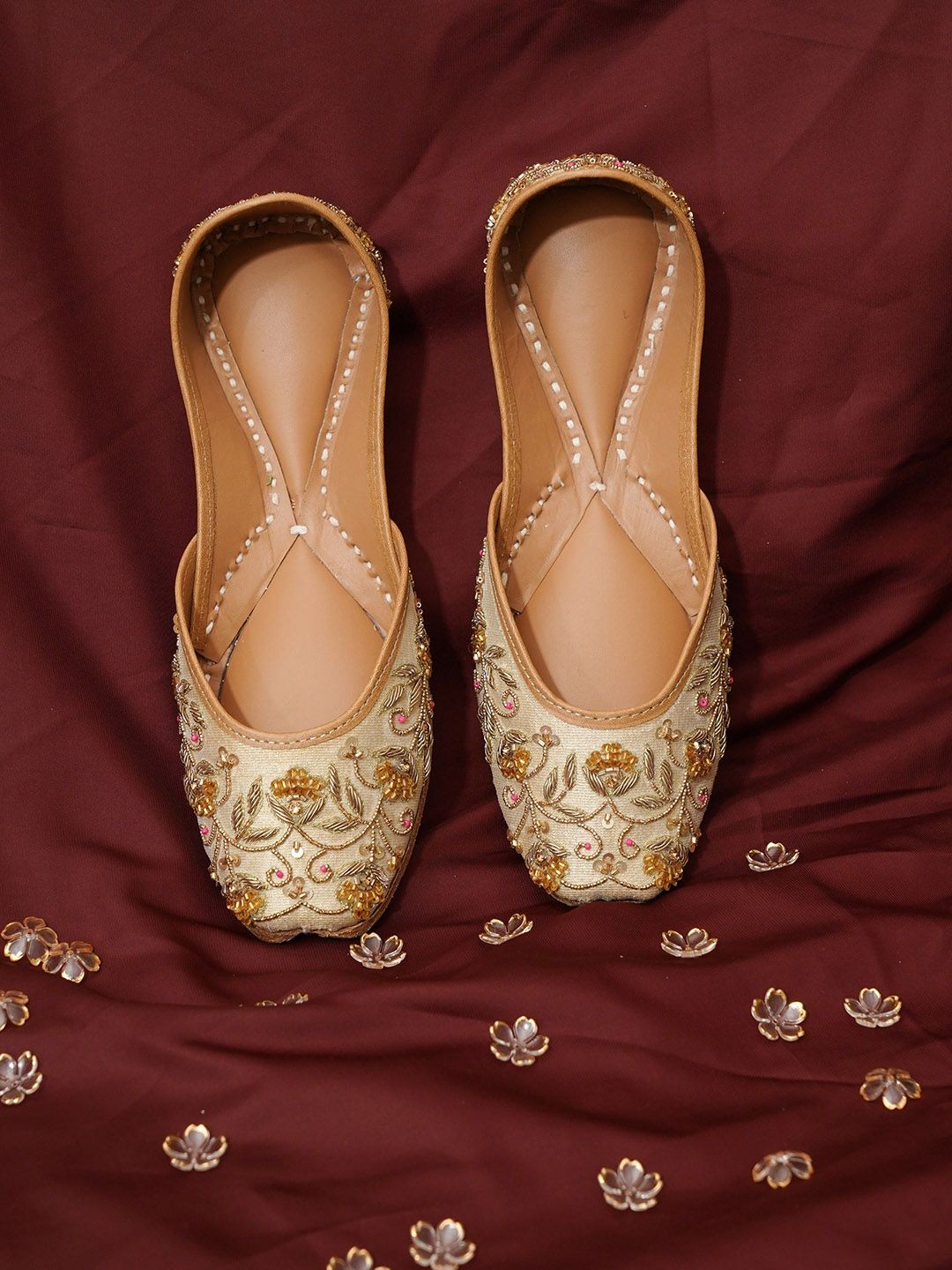 sole mates Women Embellished Mojaris Flats-picture-14