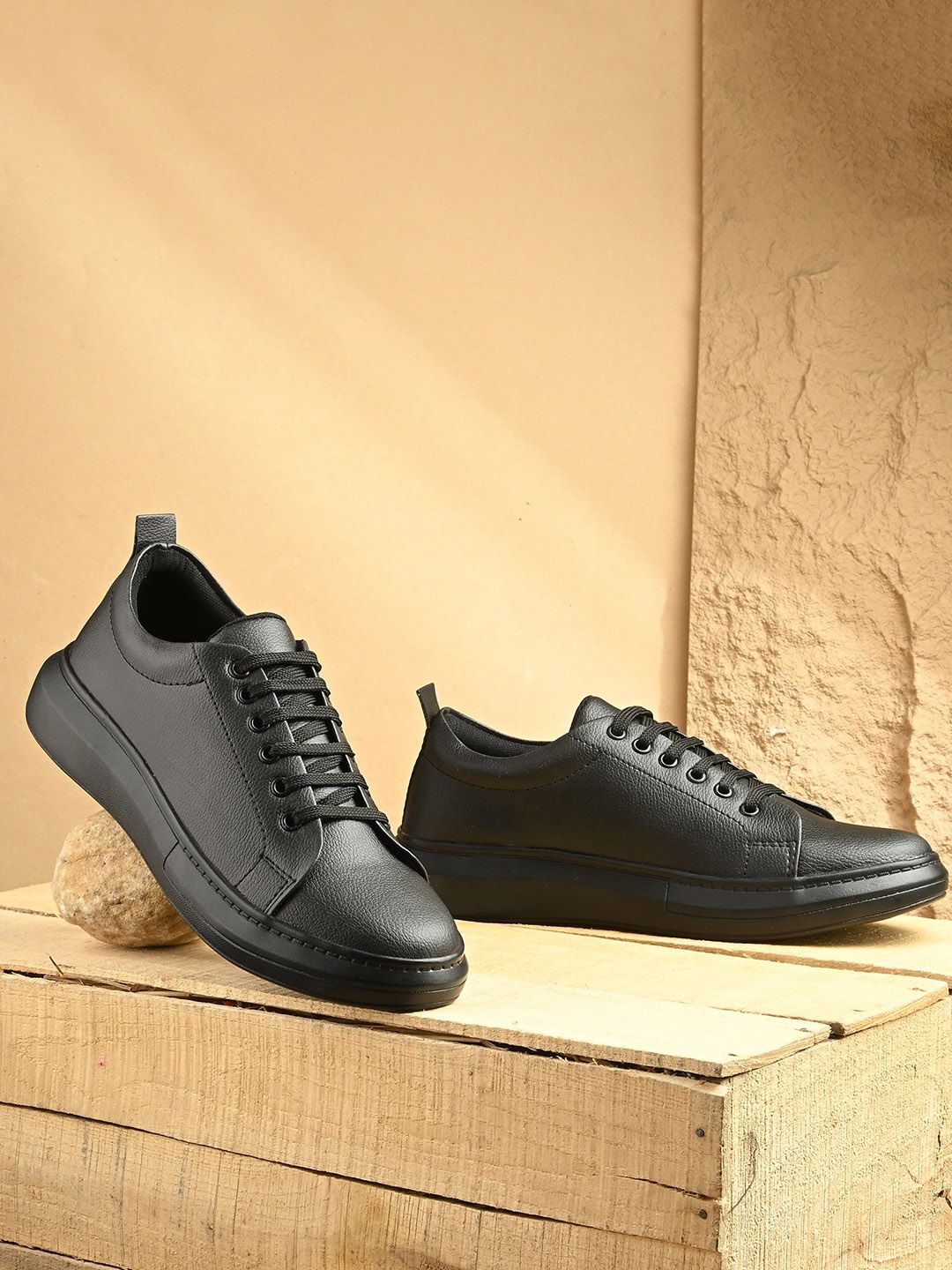 Ifah Men Textured Synthetic Sneakers-picture-40