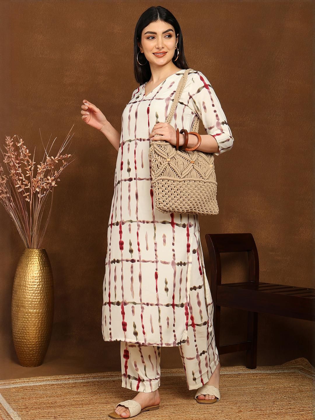 Moda Rapido Women Purple Viscose Rayon Kurta Sets