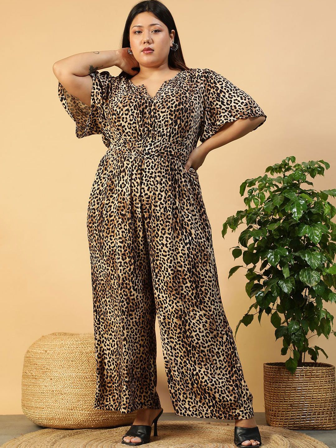 Oxolloxo Women Animal Printed Short Sleeve Basic Jumpsuit