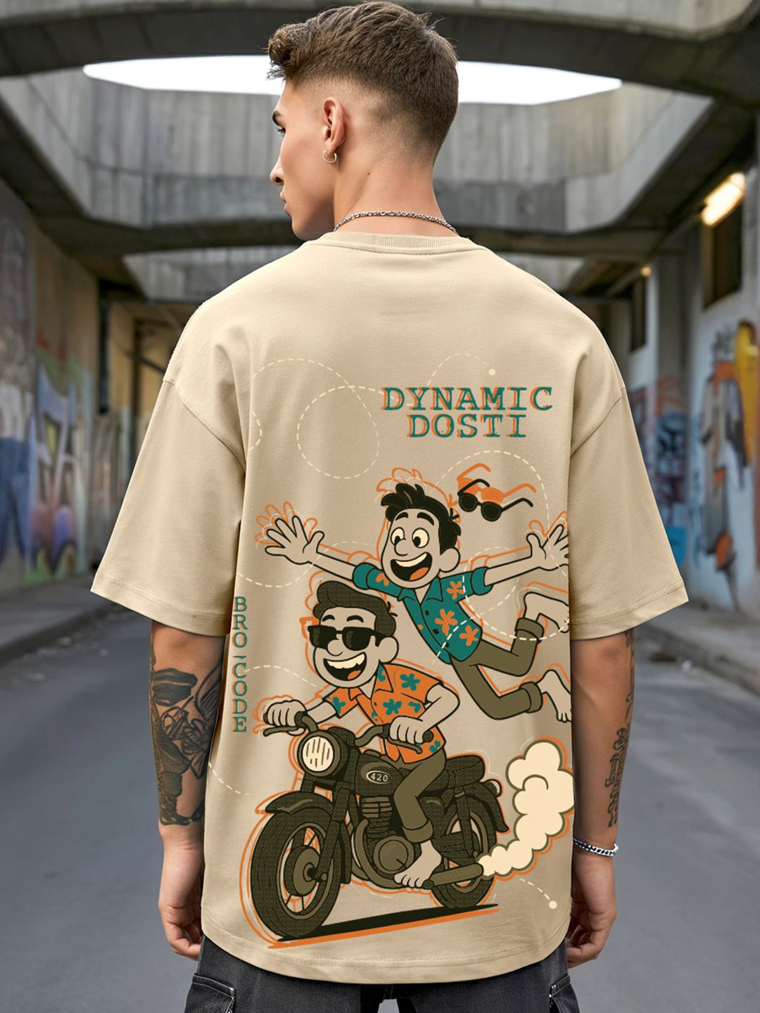 Bewakoof Men Graphic Printed Round Neck Cotton Oversized T-shirt-picture-10